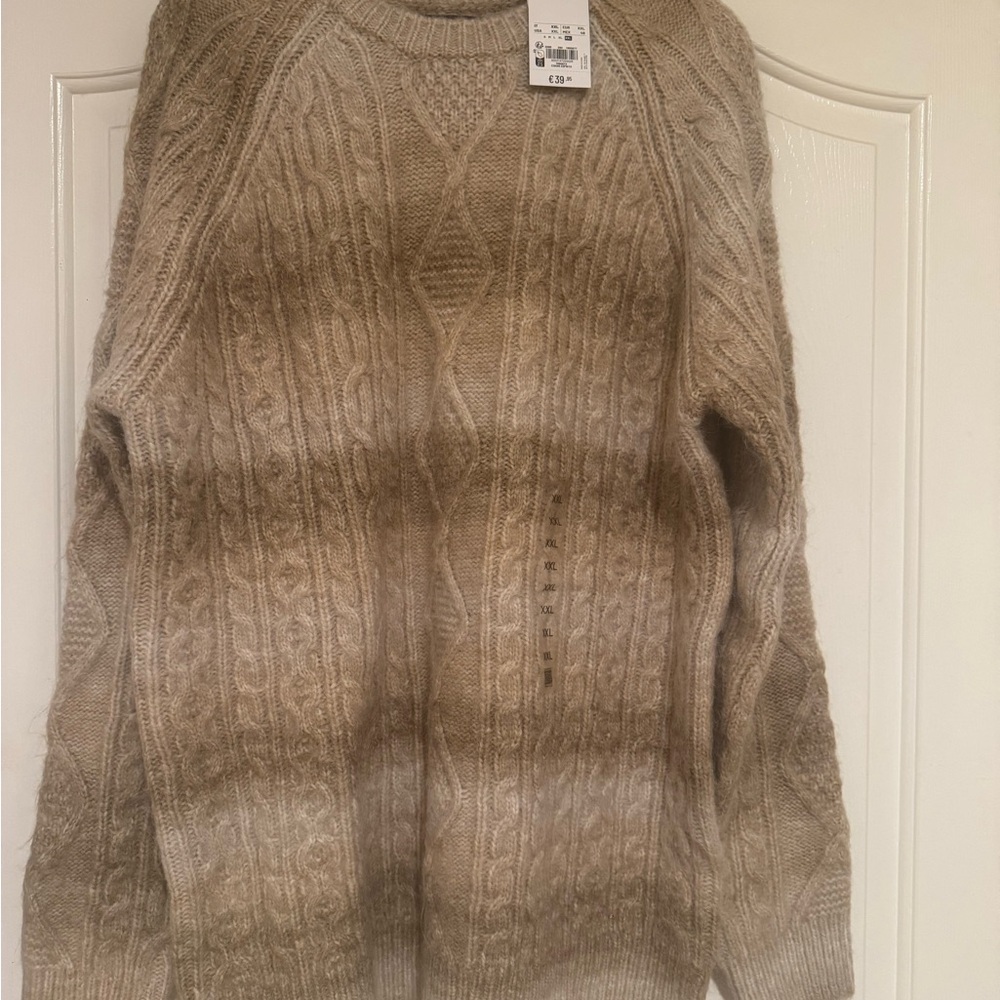 Piombo Beige Knit Pullover